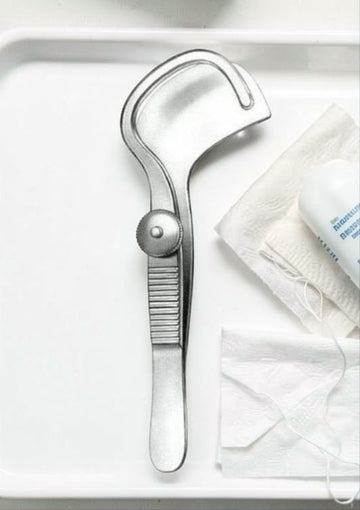 Snellen Entropion Forceps Right & Left – Stainless Steel Ophthalmic Surgical Instrument